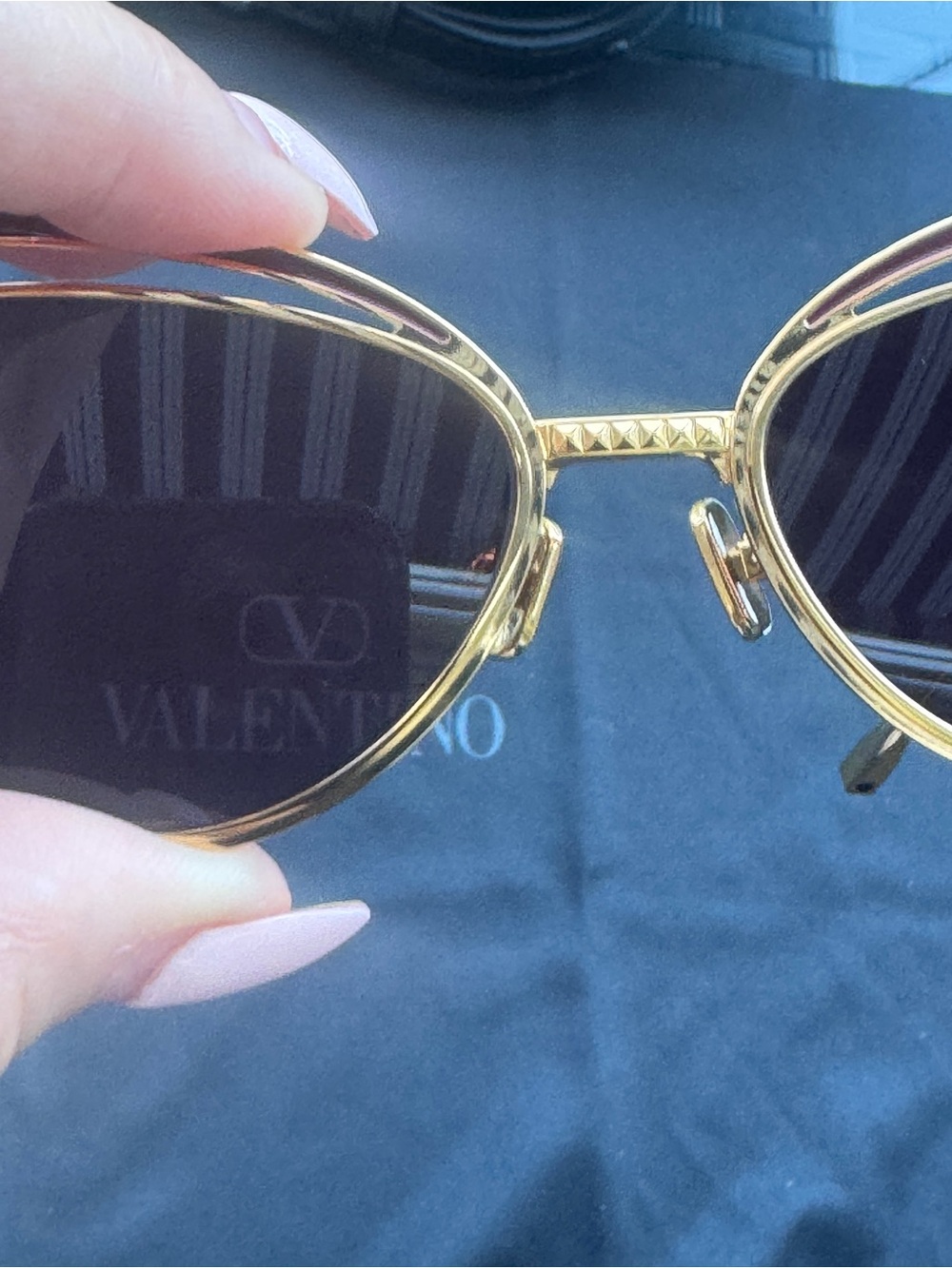 New Authentic Valentino V-Glassliner Gold VLS118-C Cat-Eye Sunglasses - Picture 7 of 11
